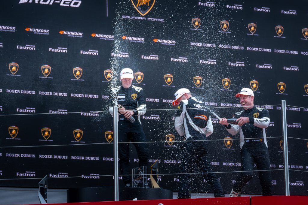 LAMBORGHINI SUPER TROFEO, BARCELONE : 3 COURSES, 3 PODIUMS !