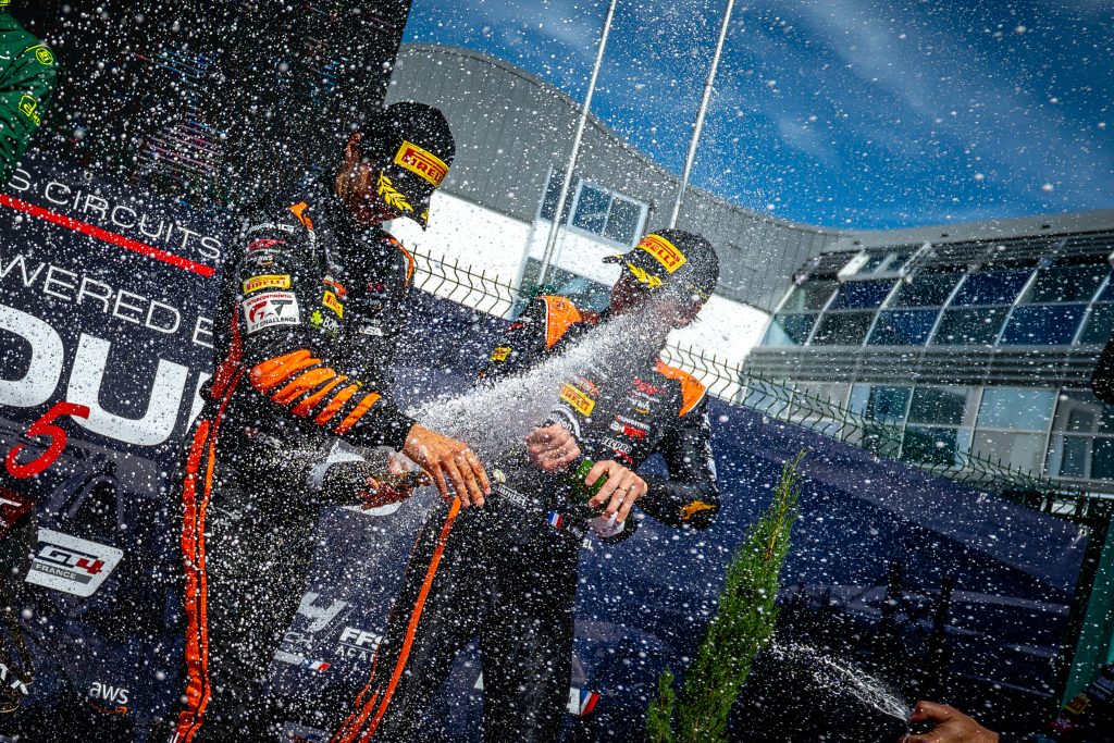 gtwc sprint cup - magny-cours race 2 - Silver Podium !!!